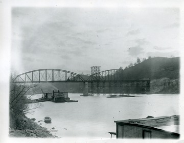 The River Bridge during construction.