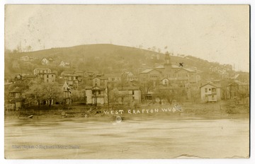 A View of West Grafton across the river.