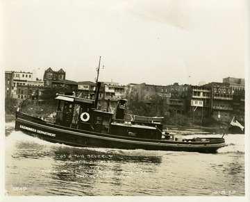 The "Beverly" designed by The Charles Ward Engineering Works in Charleston, West Virginia, running on the Kanawha River.