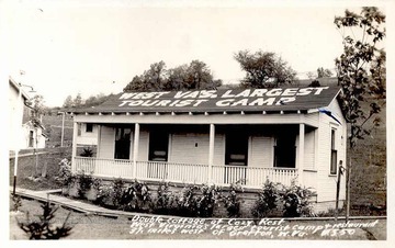 West Virginia's largest tourist camp and restaurant, 37 miles west of Grafton, West Virginia.