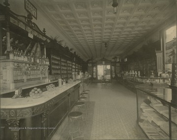 Interior of the store located at the intersection of Temple Street and 3rd Avenue.