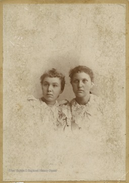 Kidwell, left, and Auvil, right, are pictured together. Della Auvil was the daughter of John and Amelia Harsh Auvil. Della is the niece of Sarah Alice, but the two girls were close in age.
