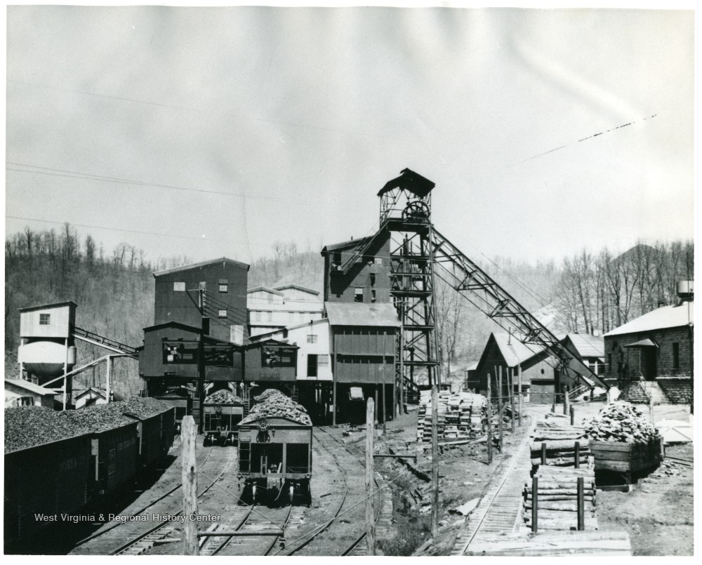 Summerlee Tipple - West Virginia History OnView | WVU Libraries