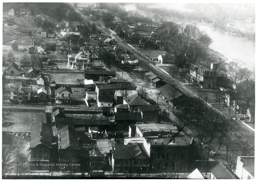 Railroad Avenue and Monroe Street, South Alderson, Monroe County, W. Va ...