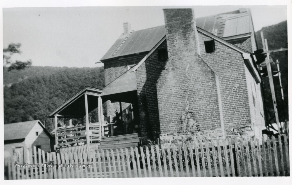 Simmons Home, Stonewall Jackson's Headquarters in May of 1862.  Built in 1812, Remodeled in 1935, Photo taken in 1935.