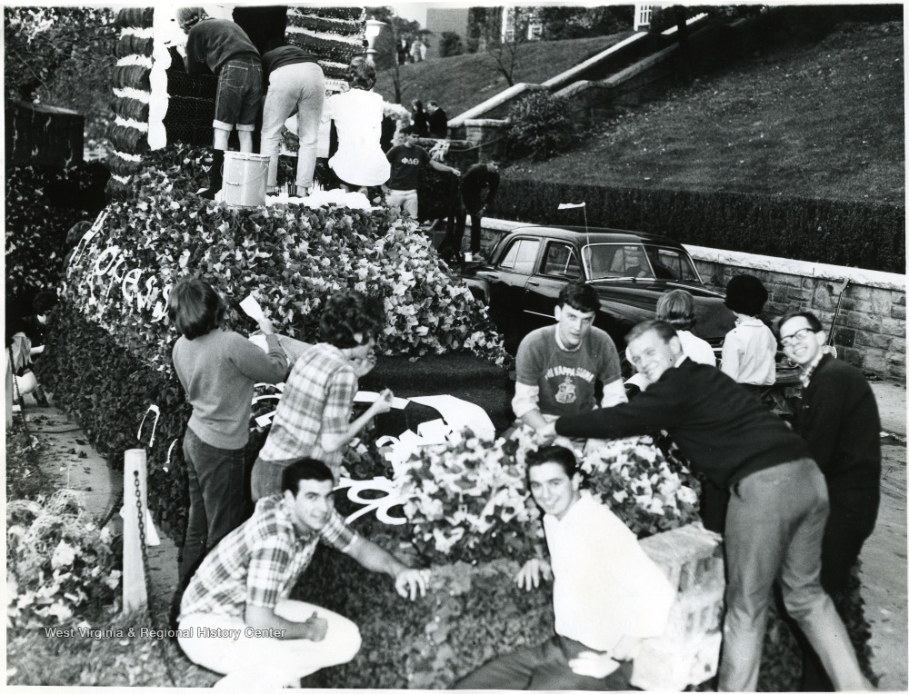 Second Place Homecoming Float West Virginia University West Virginia History Onview Wvu 