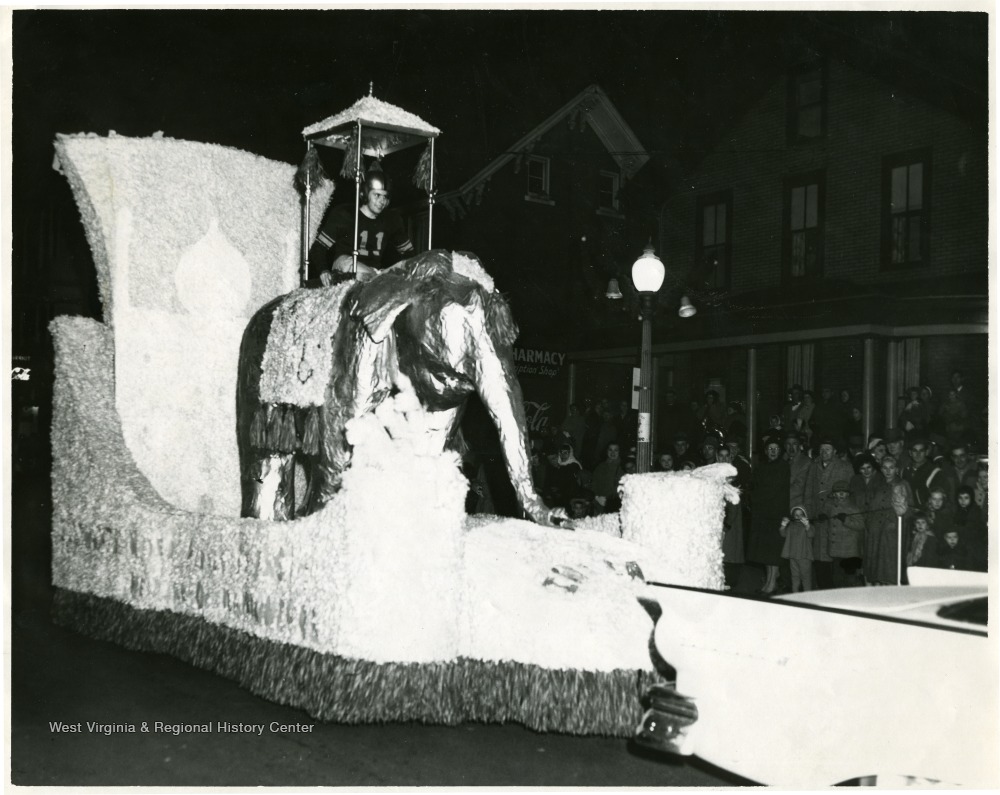 Homecoming Parade West Virginia University West Virginia History Onview Wvu Libraries 