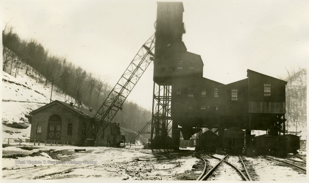 Tipple and Coal Cars, Island Creek Coal Company - West Virginia History ...