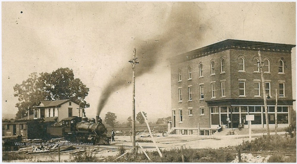 and Kingwood Railroad Station, Reedsville, W. Va. West