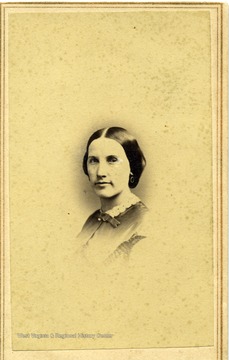 A portrait of an unidentified woman.