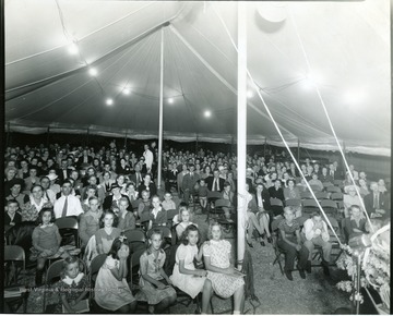 'Mr. Metcalf Tabernacle pictures, Winchester Ave. August 29th, 1944.'