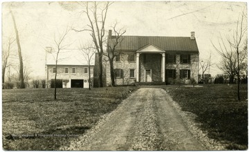 'Colonial home of Harry K. Thaw, 12 mi. South of this city on lt. Rd. towards the  South and tourists are usually advised in taking this rd.'