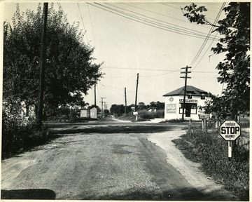 Four way intersection with a Amoco Gas station on one corner, Martinsburg, W. Va.