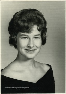 M.H.S. portrait of Bonnie Snyder.