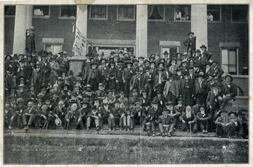 Group portrait of members attending the Reunion Greenbrier Confederate Veterans and 36th Ohio Regiment at Lewisburg, in Greenbrier County, West Virginia on May 23, 1904.