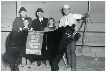Five people, Reserve Grand Champion Baby Beef, Buckwheat Festival, Preston County, W. Va.