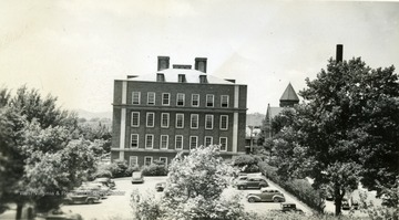 Stewart Hall is on the right.