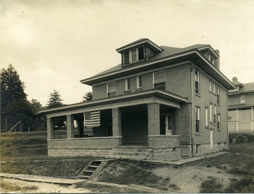 'Highland Club.  Became Kappa Sigma house, corner of S. High Street and Simpson Street.'