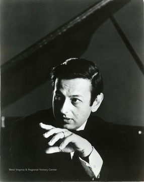 Andre Previn was conductor of Houston Symphony Orchestra as well.