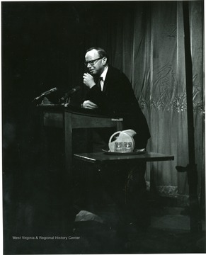'Noted historian Arthur Schlesinger speaks at "Lessons of History" symposium feb. 22, 1967.'