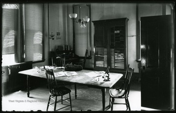 A botanical room at Agricultural Experiment Station Laboratory.