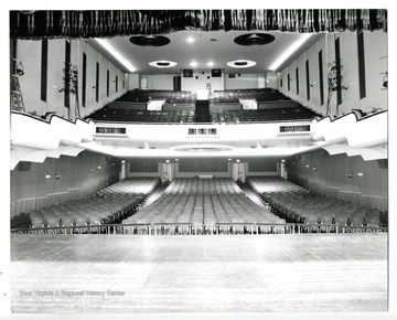 The interior of Robinson Grand Theater, Pike Street, Clarksburg, W. V.