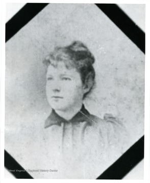 Nell Grandage Ward (1875-), a daughter of Charles and Margaret MacKrille Ward.