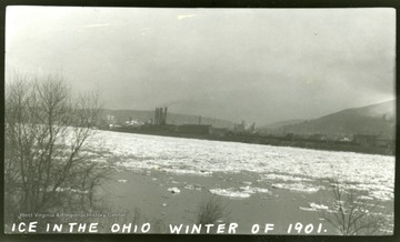 A view of the icy Ohio River in Winter of 1901.