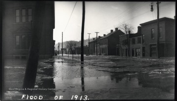 This photo was taken during the Flood of 1913.