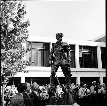 West Virginia Arch Moore views the newly unveiled Mountaineer Statue on West Virginia University campus, outside the Mountainlair.