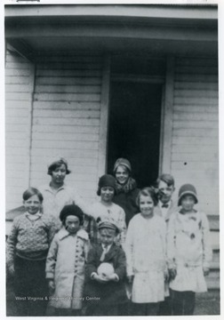 Back row: Beulah Williams, Dorothea Rumble. Middle row: Paul McKinney, Mildred Kelly, Ralph Williams. Front row: Irene Miller, Norval Williams, Betty Williams, Mary Kelly.