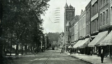 Photograph postcard of Market Street, Parkersburg, West Virginia.