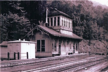 The west end of the depot at Quinnimont, Fayette County, West Virginia. Note the "QN" on the side of the tower. Other information includes: "From Roy Long 1997".