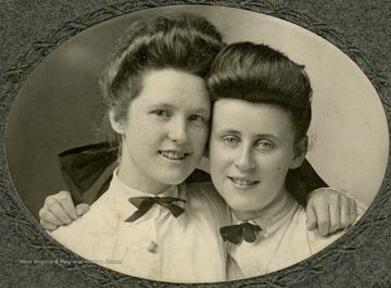 To the right is Edna Linhart Jackson, the wife of Hoy Jackson. The other young woman is not identified.