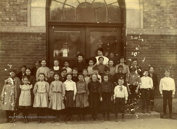 Greenbrier School, Hinton, West Virginia. 1907-1908- A &amp; B Fourth Grade. One of the teachers is a Miller.