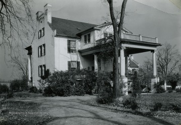 Named Falling Spring and located near Shepherdstown, West Virginia. The structure was built by Jacob Morgan in 1841. Viewed from the south-east.