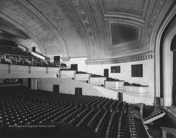 Kearse Theater was constructed in Charleston, West Virginia in 1921. It was later demolished in 1982.