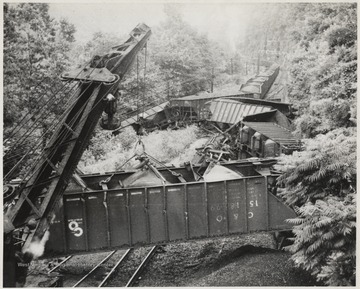 View of the wreckage. 