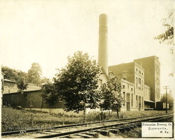 Sistersville Brewing Company operated in Sistersville, Tyler County, West Virginia from 1905 to 1908.