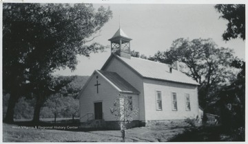 The church building in the photograph was used until 1888 when another building was erected to suit the church's needs. The church's beginnings stem back to before 1797, but written records only begin at 1814.