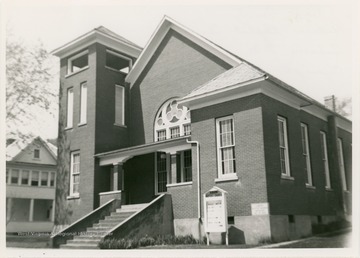 The church was organized in 1846.  The church was originally called the Bone Creek Church.  The name changed to Auburn Baptist when the new church building was completed in 1915.