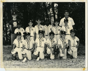 A photo of the 1963 Rotary Club Little League baseball team.
